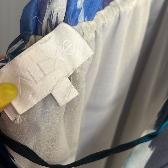 Blue Alexe Maxi Halter Backless Dress - NEW - Never Worn Size Medium - Picture 4 of 5